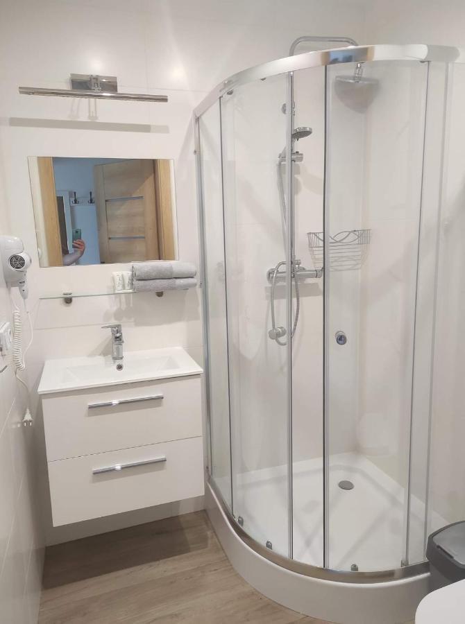 Spij W Kudowie Apartament I Pokoje Goscinne 库多瓦-兹德鲁伊 外观 照片