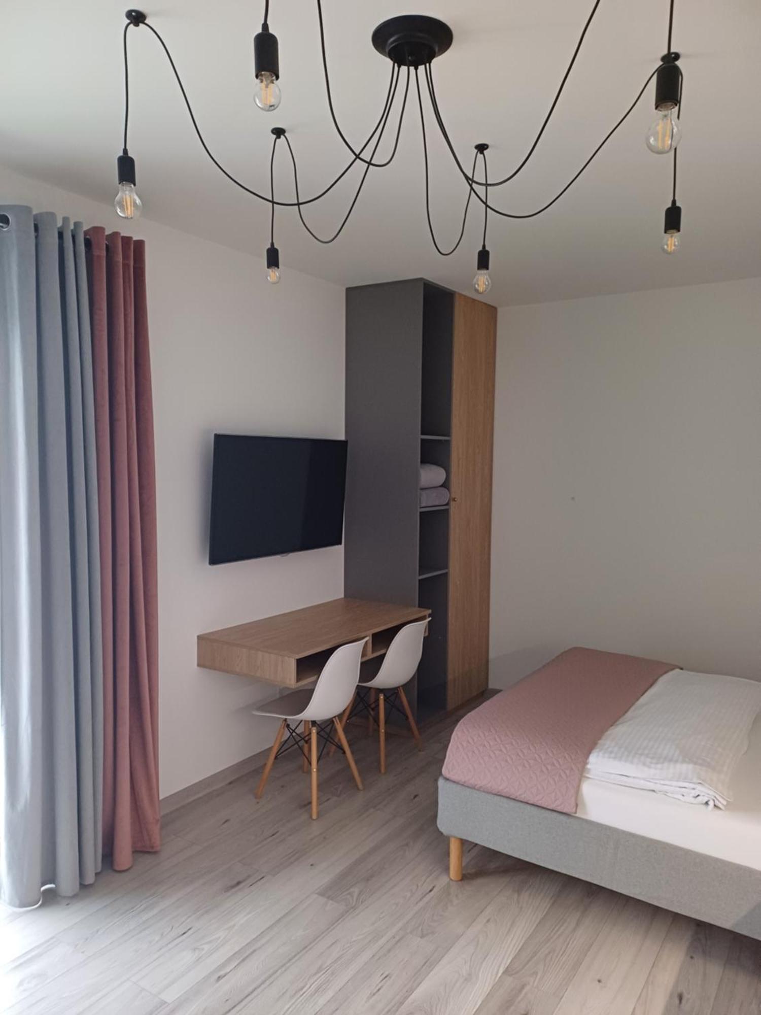 Spij W Kudowie Apartament I Pokoje Goscinne 库多瓦-兹德鲁伊 外观 照片